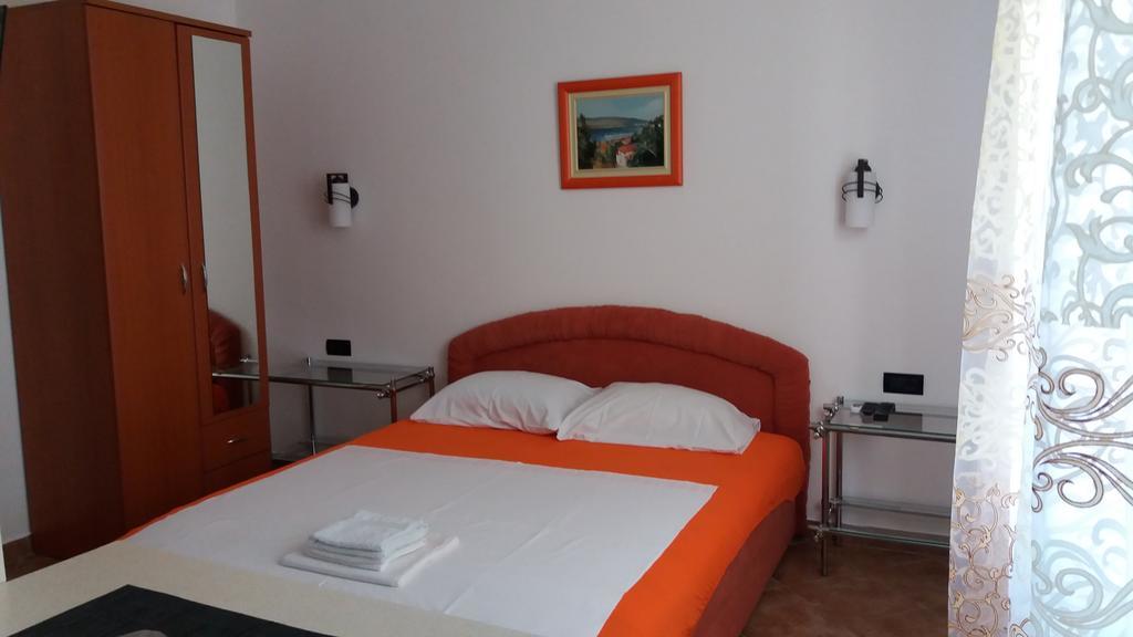 Apartmani Luka Herceg Novi Exterior photo